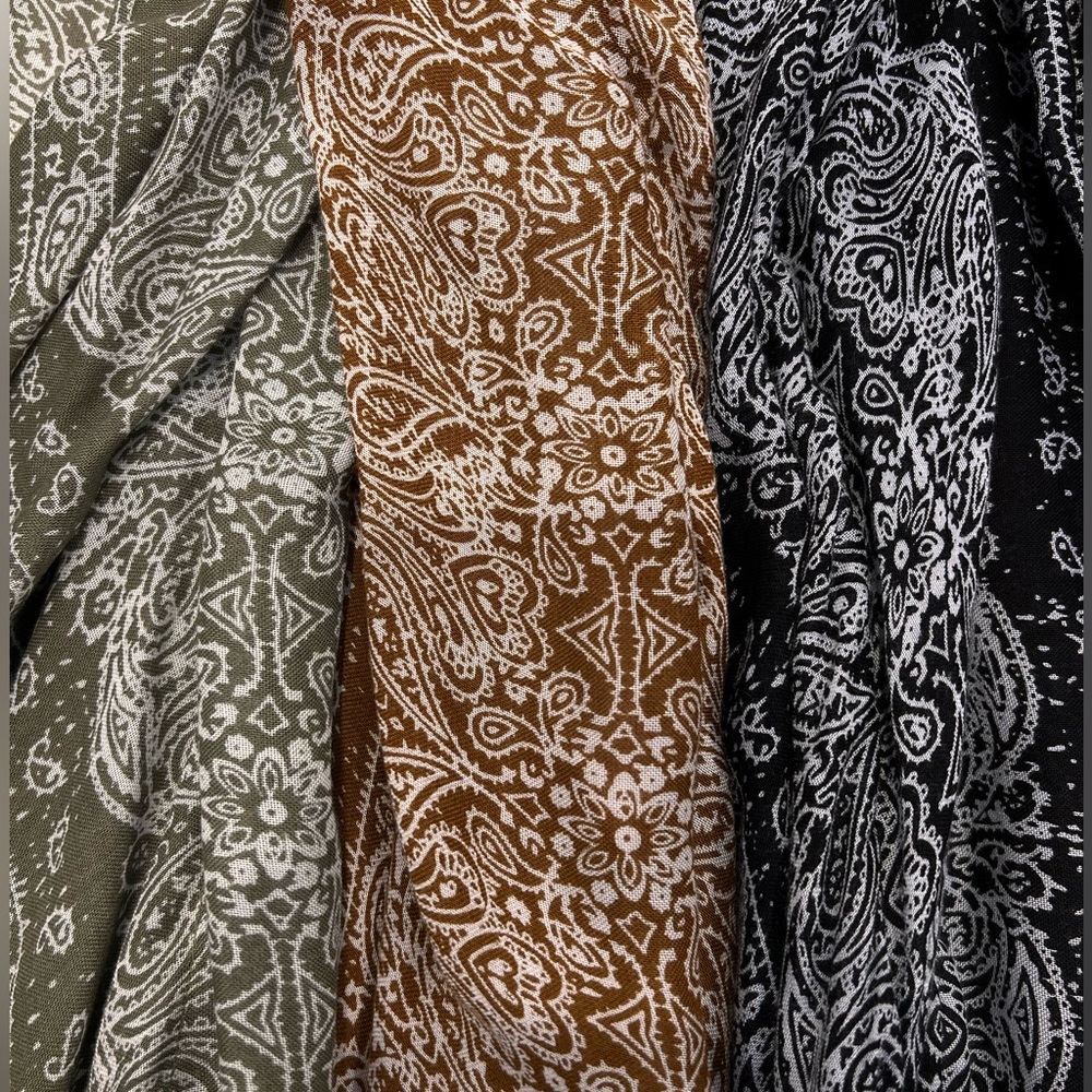 Toffee Maxi Free Flow Paisley Duster Kimono - Picture 5 of 5